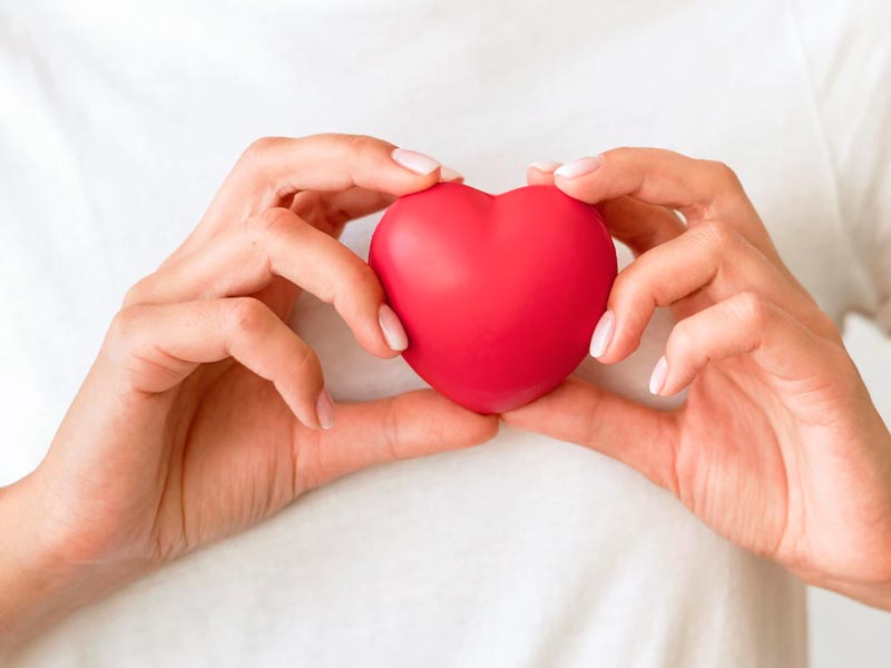 हृदय रोगों का कारण बन सकता है सैचुरेटेड फैट, जानें किन फूड्स में होता है मौजूद 